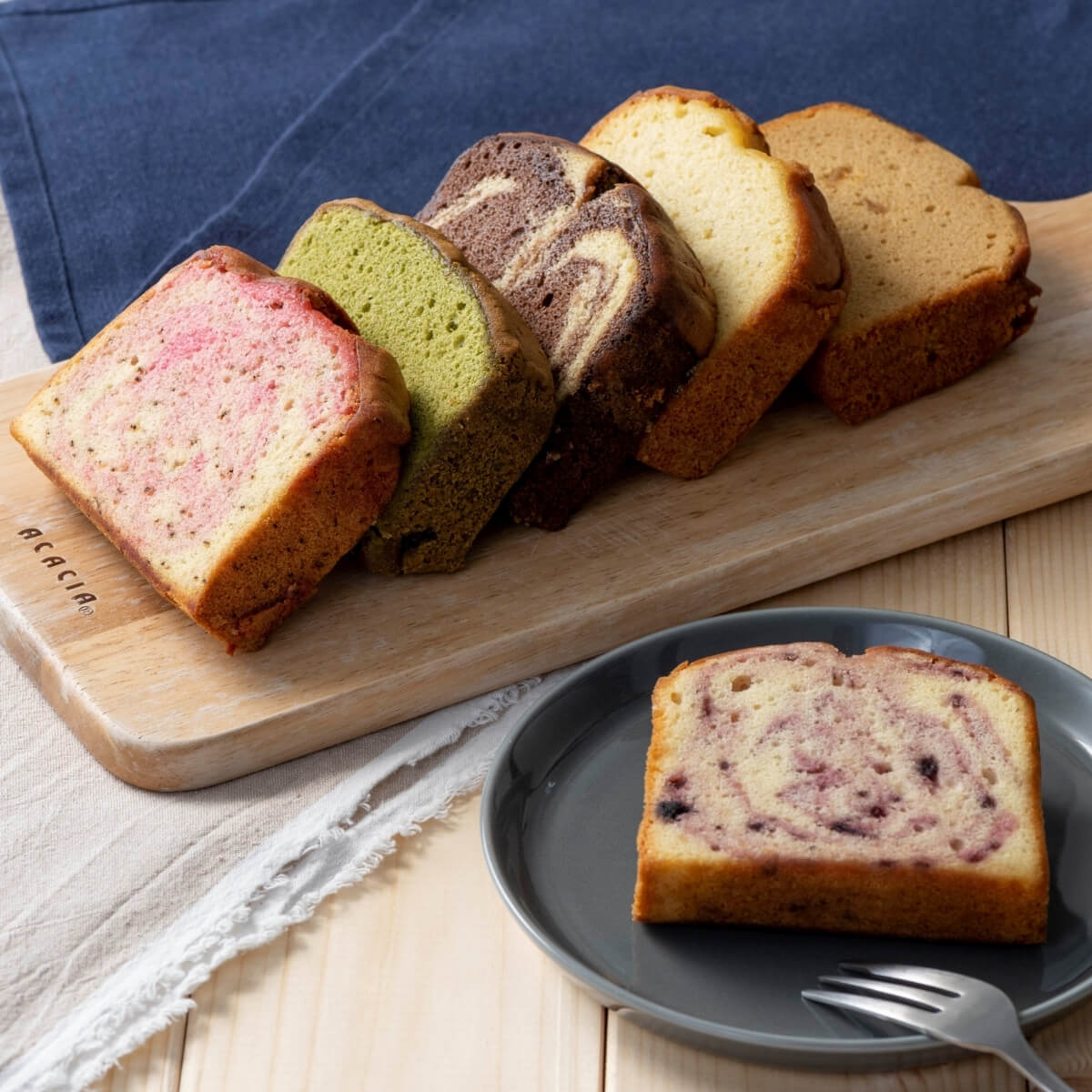 果実のしっとりパウンドケーキ_オリジナル記念品・ノベルティ対応