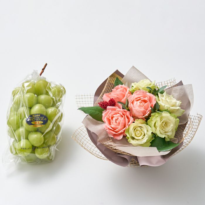 送料込】花と実の極み きらら星 岡山県産シャインマスカット晴王＆薔薇