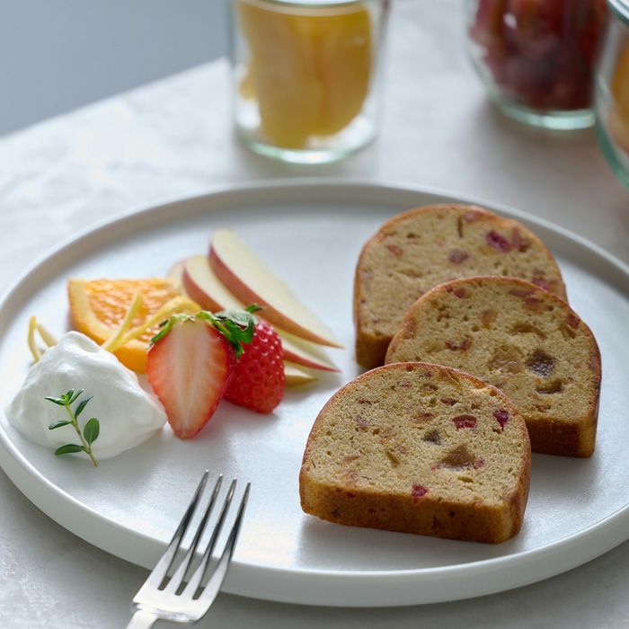 フルーツをたっぷり使ったパウンドケーキ_望月完次郎シェフ×ホシフルーツコラボ　７種のフルーツが詰まった「デザートパウンドケーキ」8個