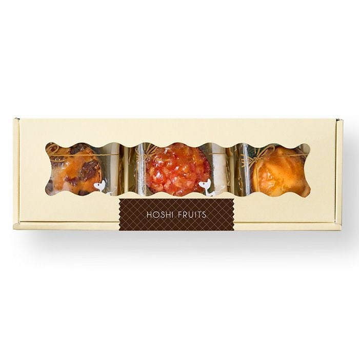 カップケーキ３個入りの化粧箱_ホシファーム フリルブーケ８本＆ホシフルーツ煌めき果実のカップケーキ