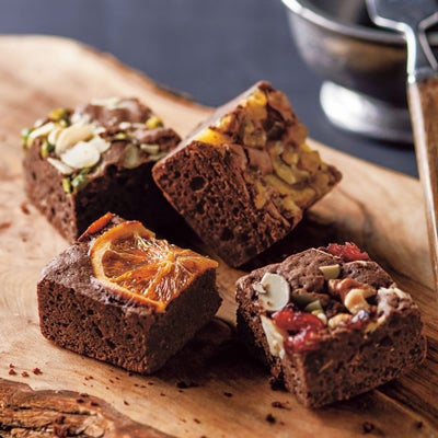 ホシフルーツ 彩り果実のバラエティギフト14個 （人気菓子3種・ジュース）_ナッツとドライフルーツの贅沢ブラウニー